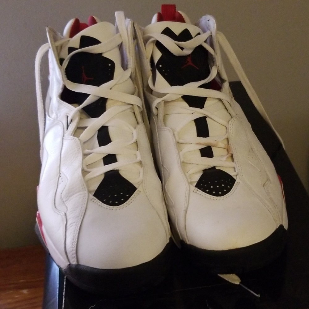 Jordan True Flight